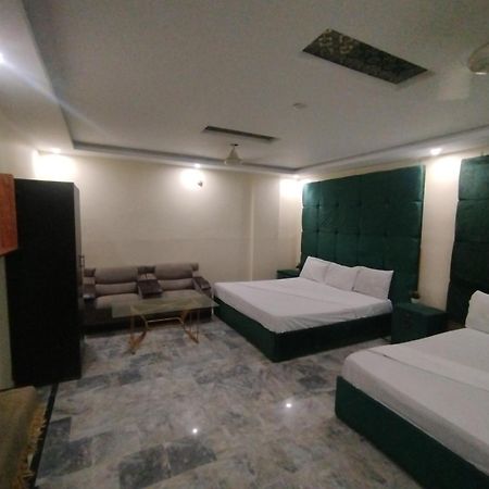 Hotel Crown Plaza, Near Karachi Airport, Darul Sehat Hospital, Dow, Agha Khan And Liaqat Hospital Εξωτερικό φωτογραφία