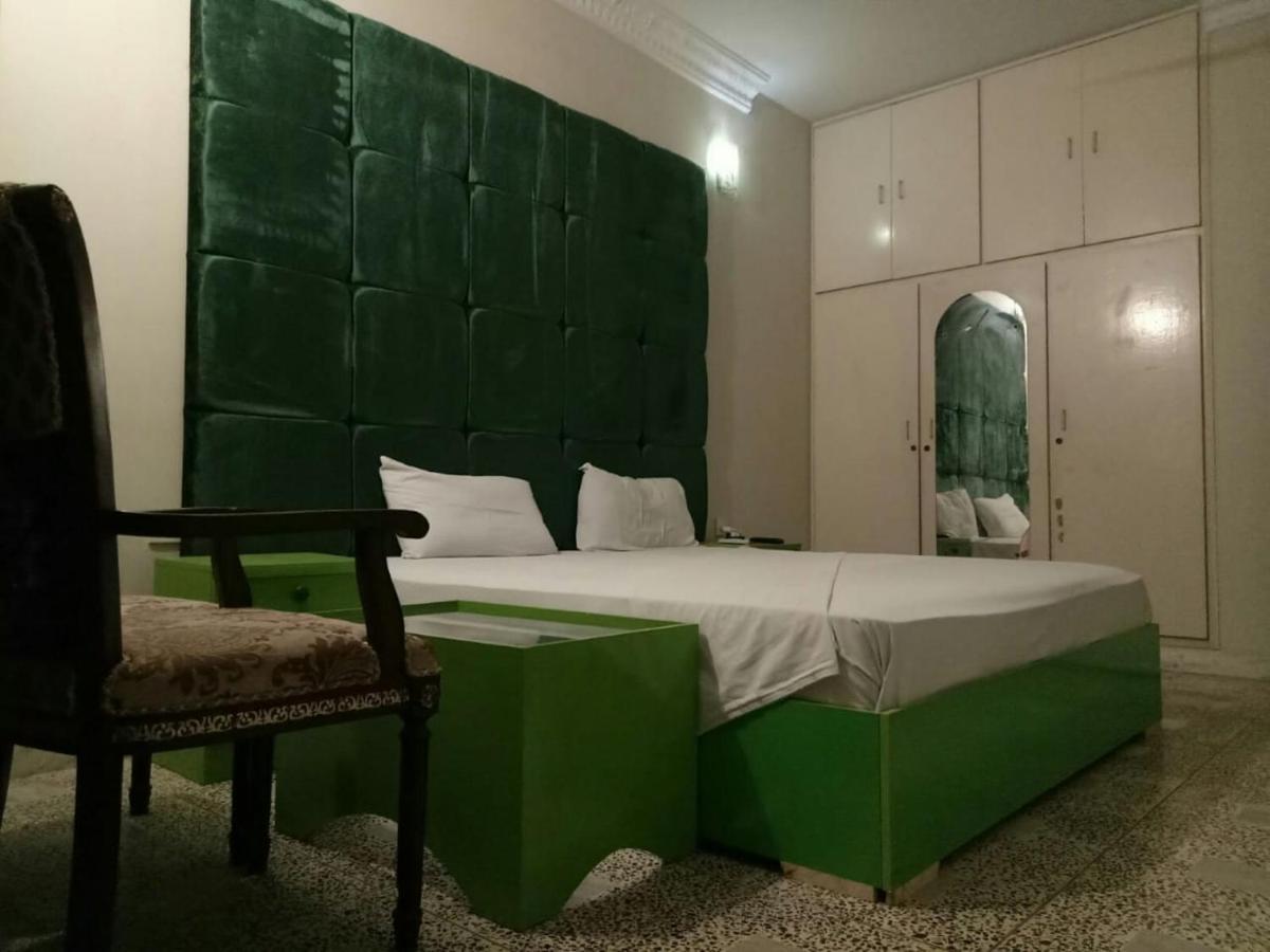 Hotel Crown Plaza, Near Karachi Airport, Darul Sehat Hospital, Dow, Agha Khan And Liaqat Hospital Εξωτερικό φωτογραφία