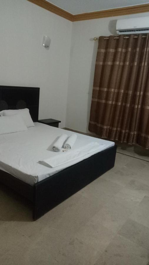 Hotel Crown Plaza, Near Karachi Airport, Darul Sehat Hospital, Dow, Agha Khan And Liaqat Hospital Εξωτερικό φωτογραφία