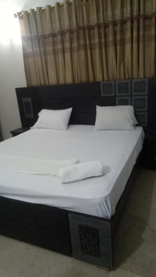 Hotel Crown Plaza, Near Karachi Airport, Darul Sehat Hospital, Dow, Agha Khan And Liaqat Hospital Εξωτερικό φωτογραφία