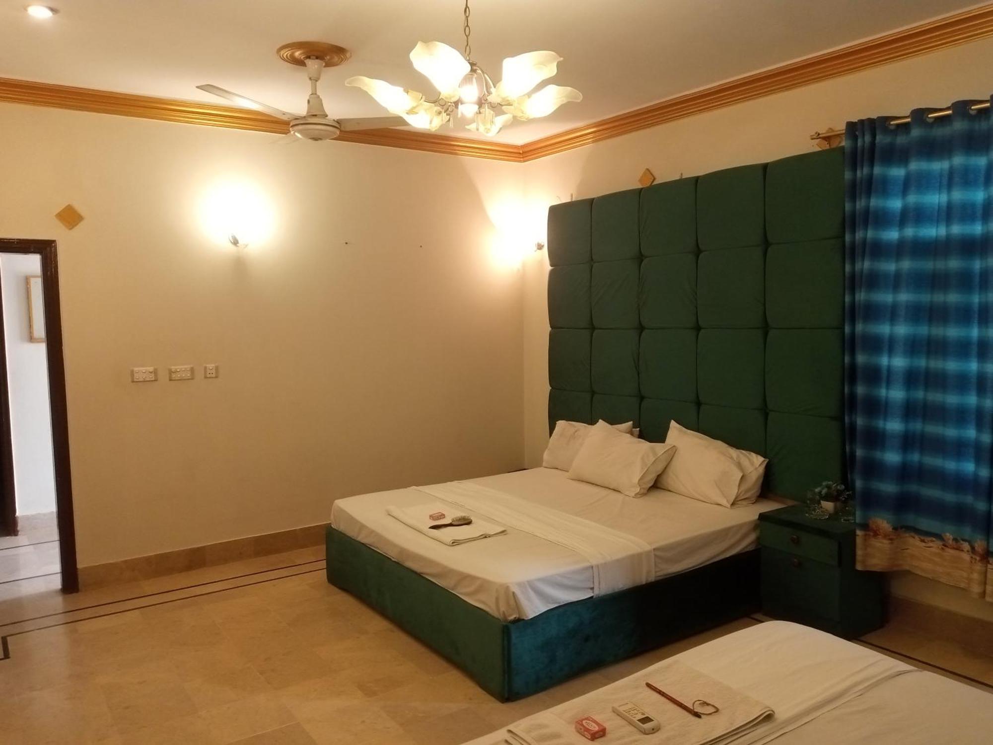 Hotel Crown Plaza, Near Karachi Airport, Darul Sehat Hospital, Dow, Agha Khan And Liaqat Hospital Εξωτερικό φωτογραφία