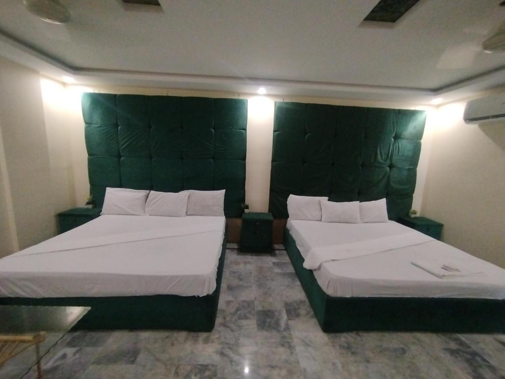 Hotel Crown Plaza, Near Karachi Airport, Darul Sehat Hospital, Dow, Agha Khan And Liaqat Hospital Εξωτερικό φωτογραφία